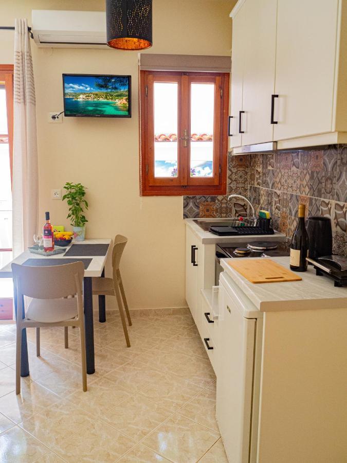 Апартаменти Dina Studio Argostoli 1 Екстер'єр фото